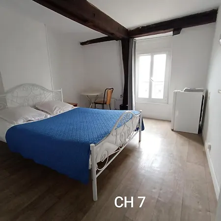 Hotel Le Fontenoy Provins Room photo